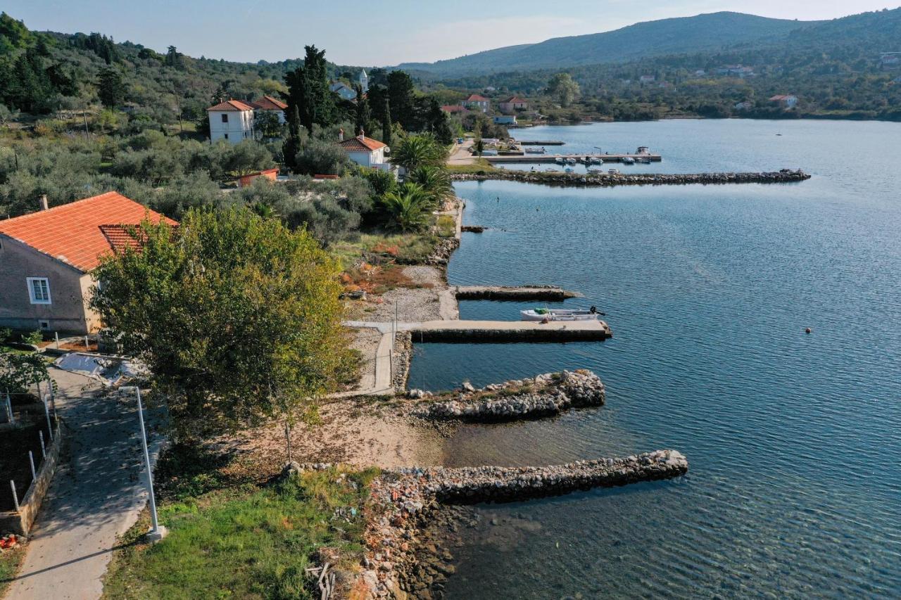 Apartments With A Parking Space Brbinj, Dugi Otok - 8160 Buitenkant foto